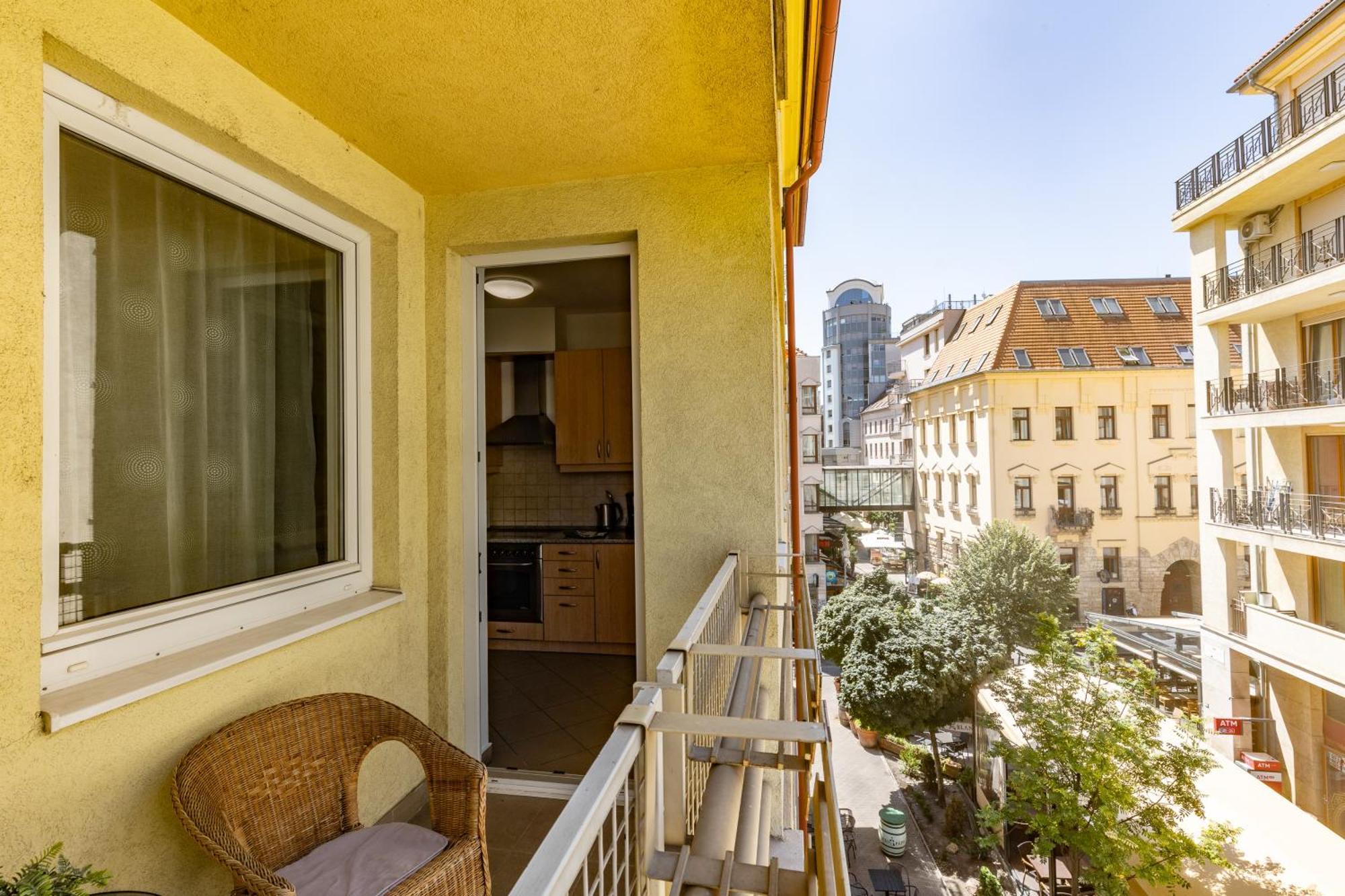 Gozsdu White Raven Residence 305 Budapest Luaran gambar