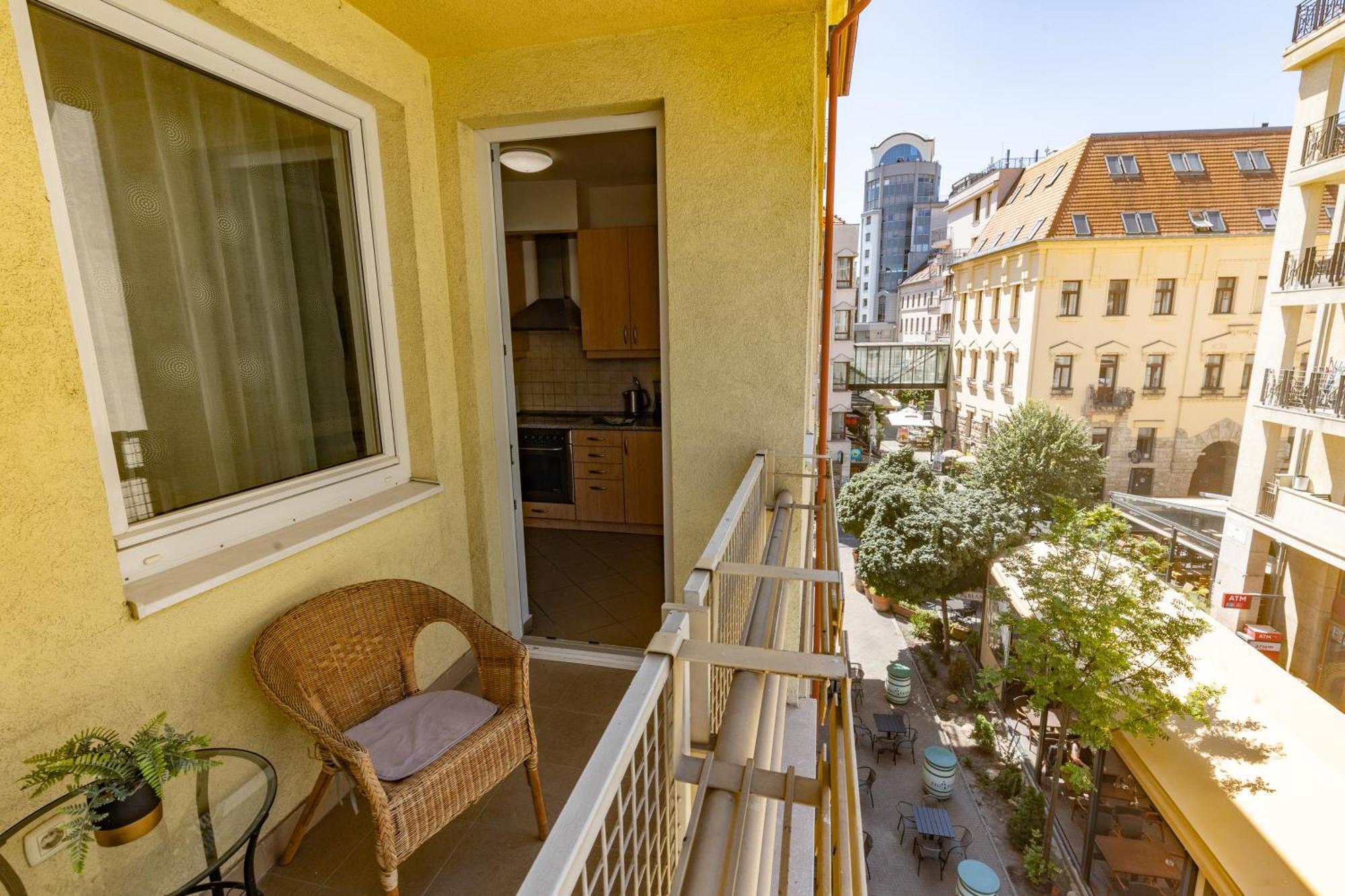 Gozsdu White Raven Residence 305 Budapest Luaran gambar